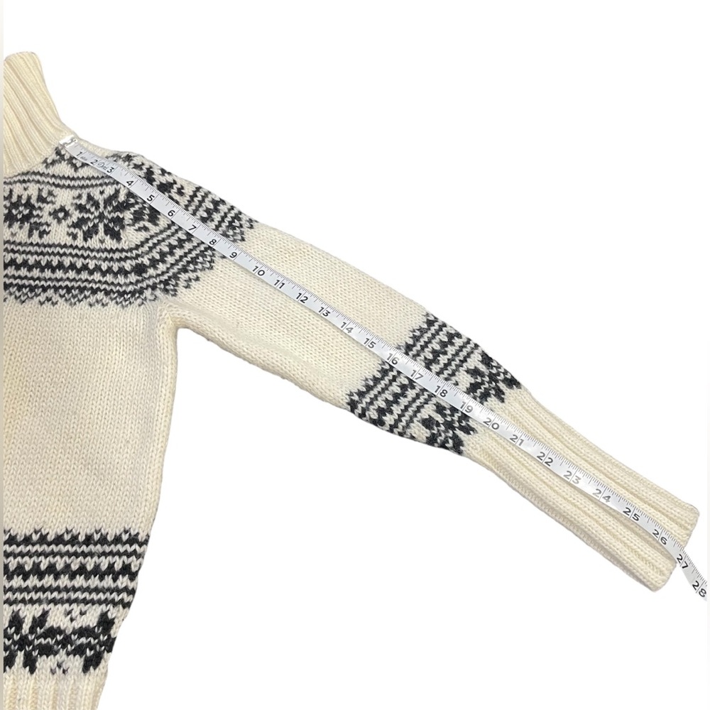 J. Crew Black & Cream Long Sleeve Snowflake Collared Sweater Medium Women’s GUC - Picture 10 of 10